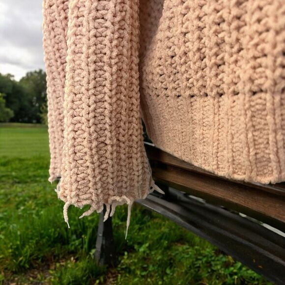 Double Zero Chunky Frayed Cropped Oversized‎ Sweater Size Medium Blush Pink - Picture 2 of 8